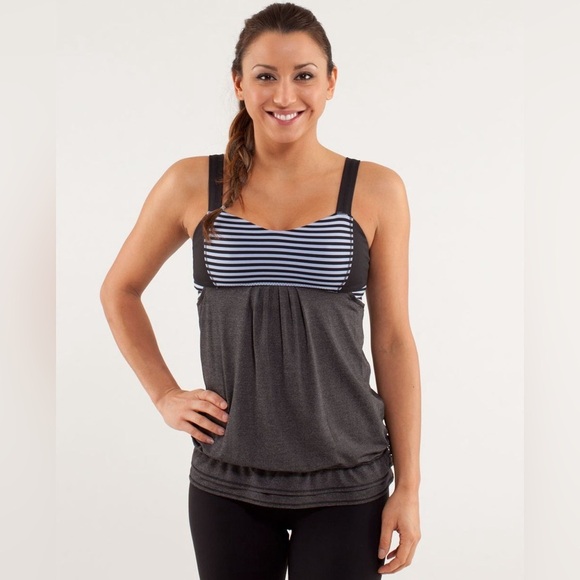 LULULEMON | run back on track tank | size 6 - Picture 2 of 5